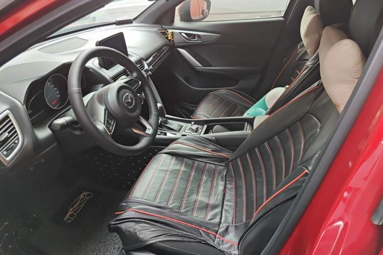 Used Mazda CX-4 2018 2.0L Automatic Two-Wheel Drive Blue Sky Dynamic Version China VI Standard Left Front Seat