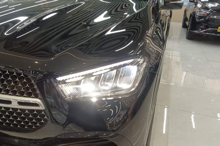 Used Mercedes-Benz GLE 2025 GLE 350 4MATIC Stylish Model
