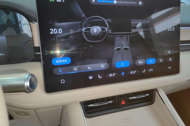 Used Hima AITO M5 2025 Extended-Range Ultra All-Wheel-Drive Version
