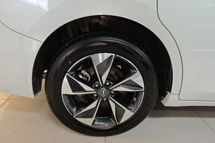 Used GAC Trumpchi M6 2023 PRO 270T DCT Luxury Edition