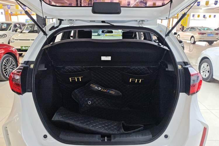 Used Honda Fit 2021 1.5L CVT Trend Edition