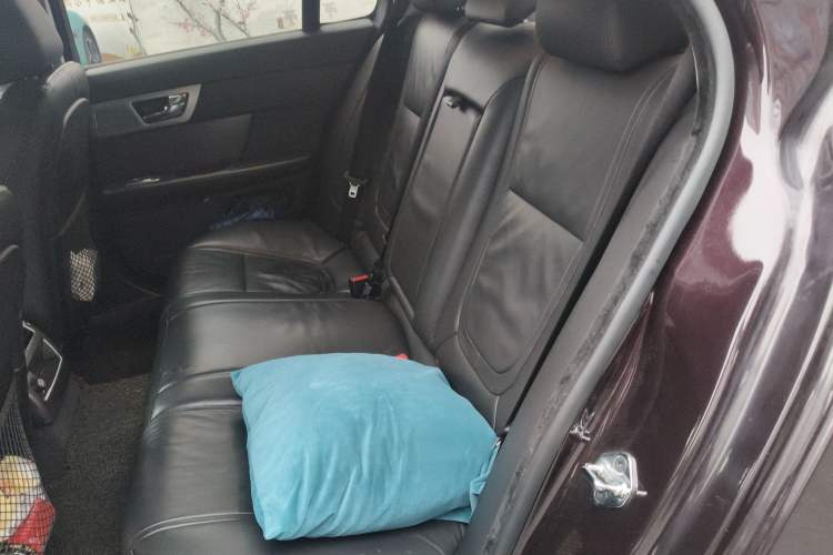 Used Jaguar XF 2014 XF 2.0T Prestige Edition
