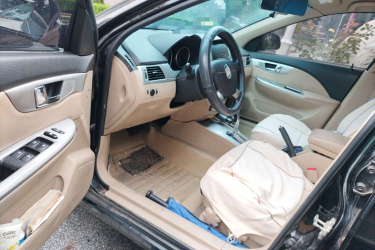 Used Buick Excelle 2013 1.5L Automatic Classic Model
