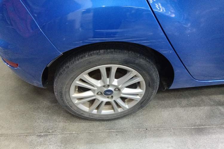 Used Ford Fiesta 2013 Hatchback 1.5L Automatic Fashion Edition
