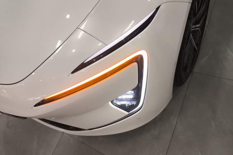 Used Avatr 12 2025 Refresh Max Extended-Range Version Left Front Headlight