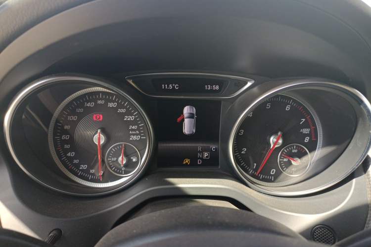 Used Mercedes-Benz GLA 2018 GLA 200 Sport Edition Instrument Cluster