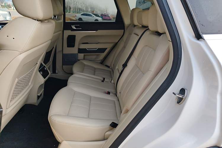 Used Zotye T700 2017 1.8T Dual-Clutch Prestige Model