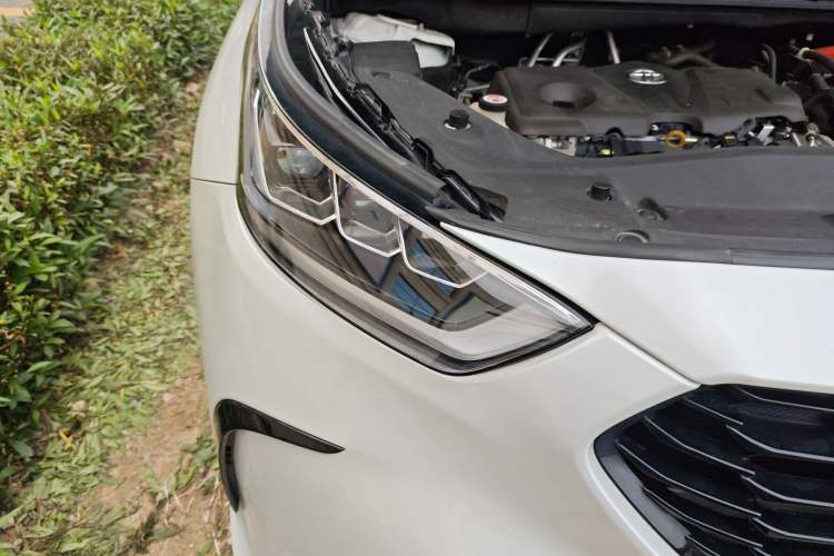 Used Toyota Crown Kluger 2021 2.5L HEV Four-Wheel Drive Premium Edition Right Front Headlight