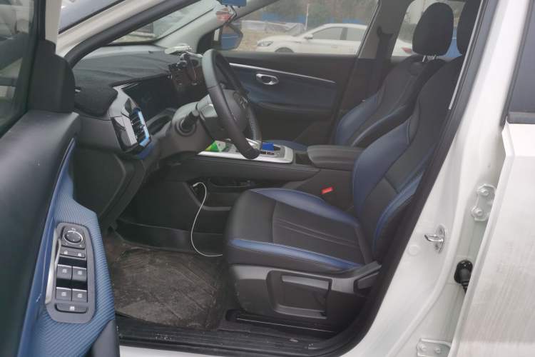 Used GAC Trumpchi GS3 2025 Shadow Speed 270T Enjoyment Edition Soaring to New Heights
