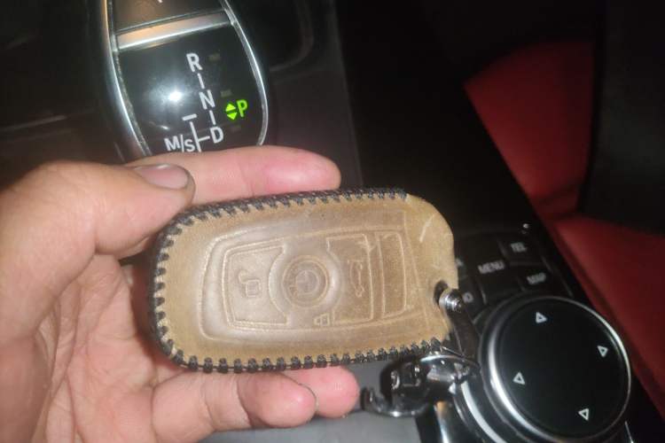 Used BMW 3 Series 2014 320i Sport Design Package
