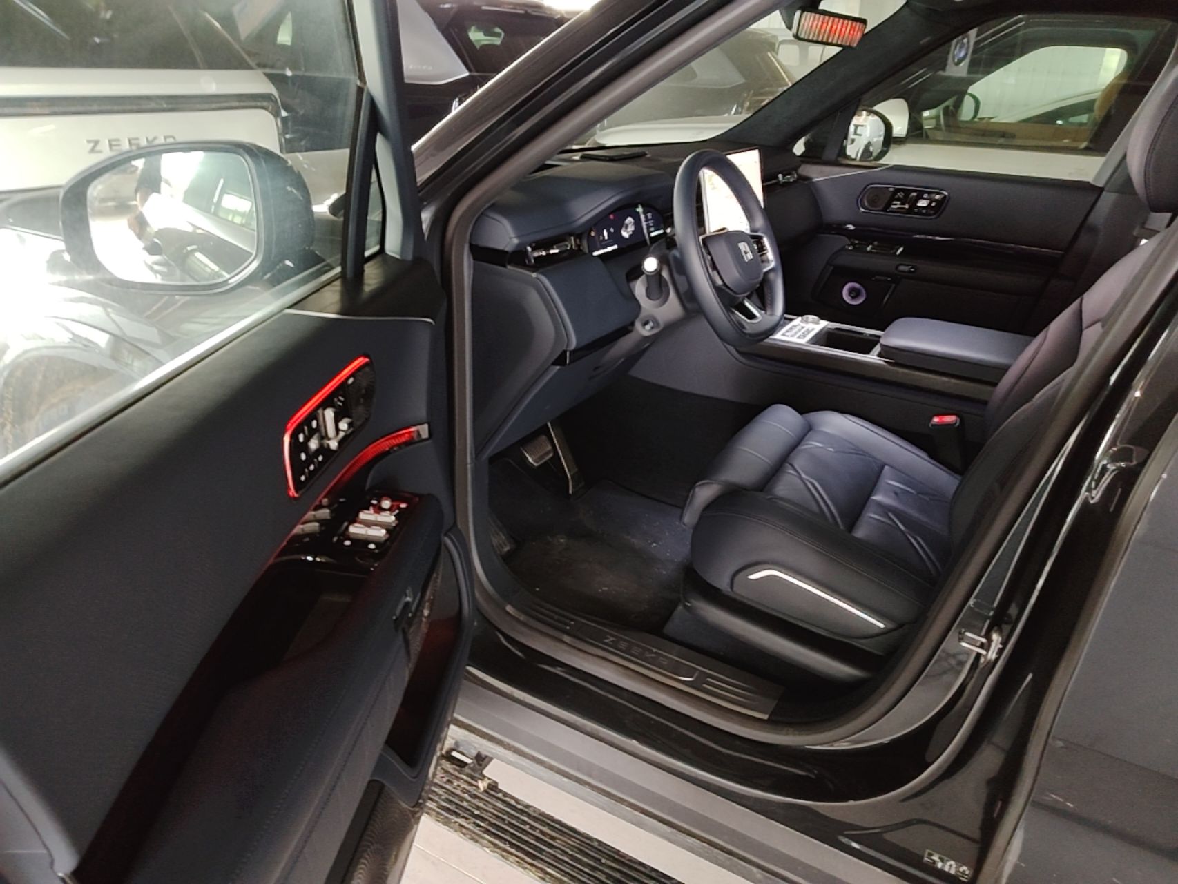 Zeekr 9X 2025 Ultra Edition 70kWh — снимка 18