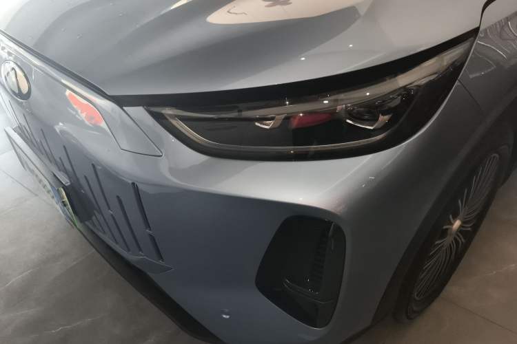 Used Chery Fengyun T9 2024 120 Long-Range Flagship Version 7 Seats Ternary Lithium