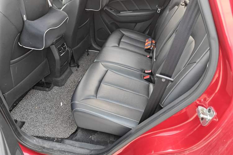 Used Roewe RX5 2016 20T Two-Wheel Drive Automatic Internet Smart Edition