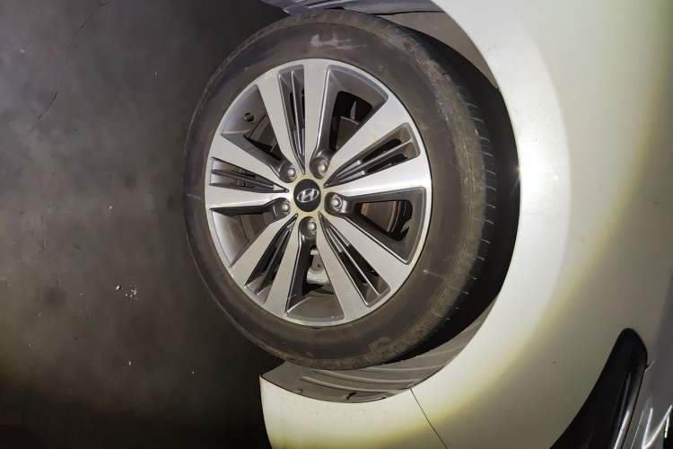 Used Hyundai Mistra 2016 1.6T Automatic Smart GLS