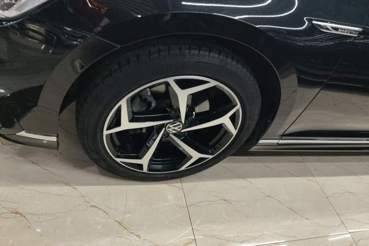 Used Volkswagen Magotan 2023 2 Million Units Commemorative Edition 330TSI DSG Luxury Version
