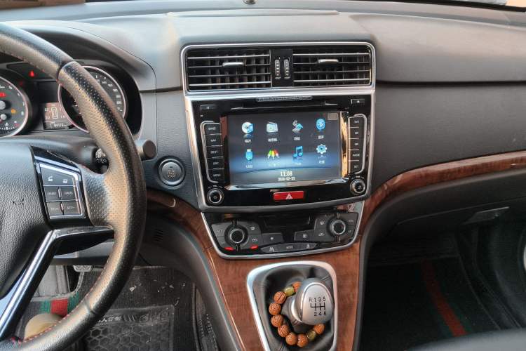 Used Haval H6 2017 Red-Label Sport Edition 1.5T Manual Two-Wheel Drive Elite Model