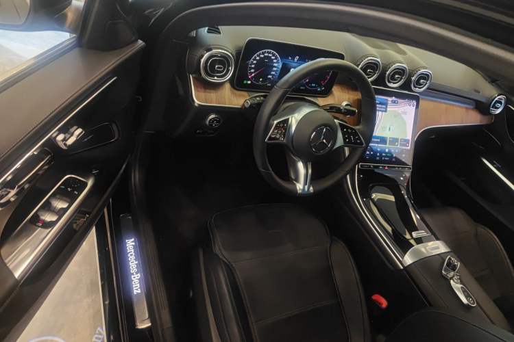 Used Mercedes-Benz C-Class 2022 Facelift C 260 L Driver Seat