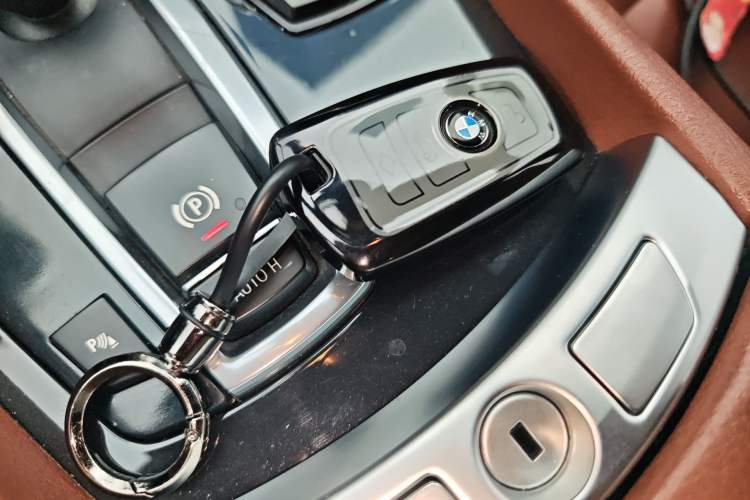 Used BMW 5 Series GT 2015 528i Leading Model Vehicle Key