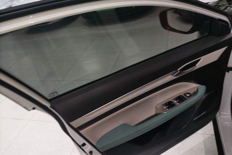 Used Geely Auto Emgrand L HiP 2022 1.5TD-DHT Pro 100KM Super Rui