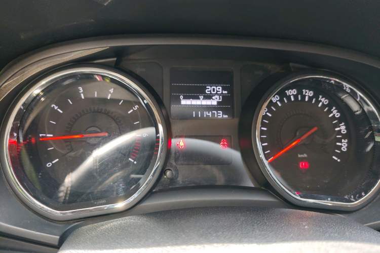 Used Citroen C3-XR 2015 1.6L Manual Pioneer Model Odometer Close Up