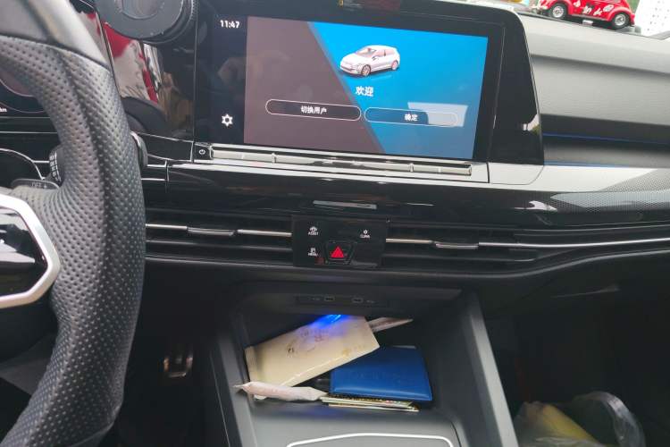 Used Volkswagen Golf 2021 280TSI DSG R-Line Audio And AC Panel