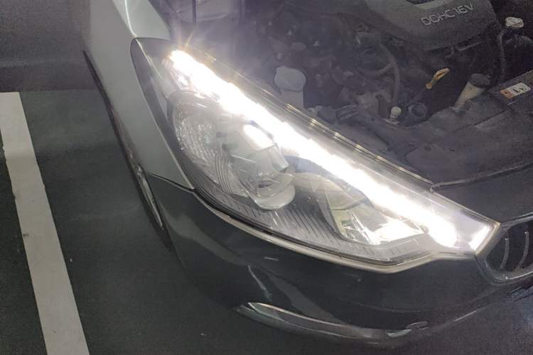 Used Kia K3 2013 1.6L Manual GLS
