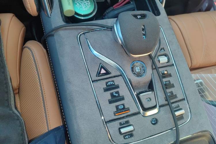 Used BYD Tang New Energy 2023 DM-i Champion Edition 112KM Prestige Model