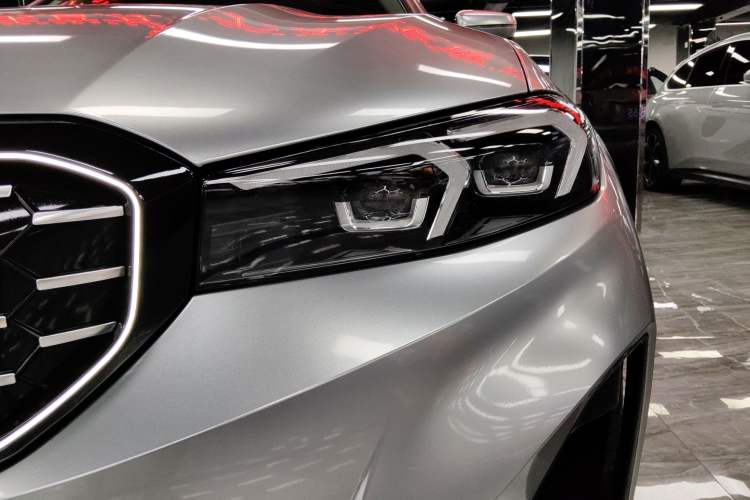 Used BMW i3 2024 eDrive 35 L
