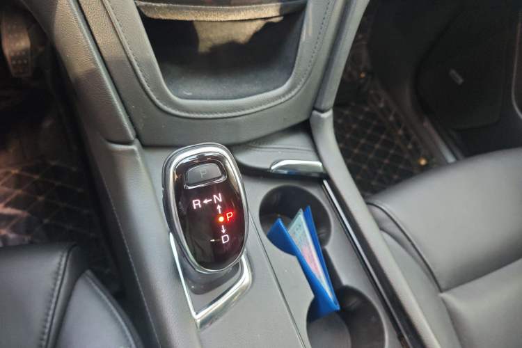 Used Cadillac XT5 2018 25T Luxury Model