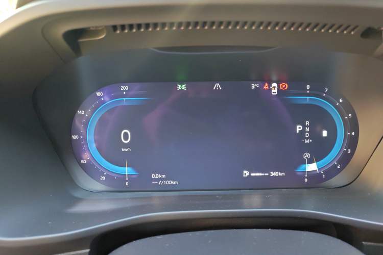 Used Volvo XC40 2023 B3 Zhiyuan Luxury Edition