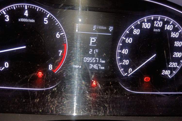 Used Honda Accord 2018 260TURBO Elite Edition China V Odometer Close Up