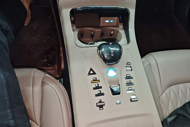 Used BYD Han 2024 DM-i Glory Edition 121KM Prestige Model