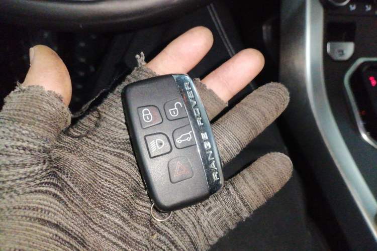 Used Land Rover Range Rover Evoque 2016 2.0T PURE Style Edition
