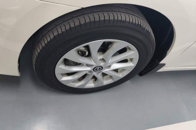 Used Nissan Sylphy 2022 Classic 1.6XL CVT Luxury Edition Left Front Wheel Hub