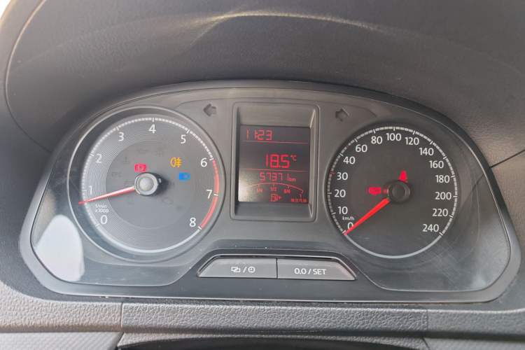 Used Volkswagen Jetta 2019 Dream Edition 1.4L Manual Fashion Version
