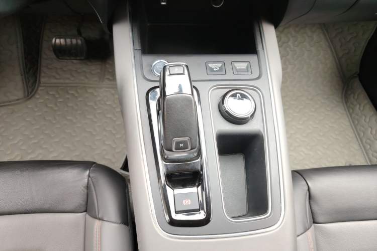 Used Citroen C5 AIRCROSS 2017 380THP Luxury Model Gear Lever