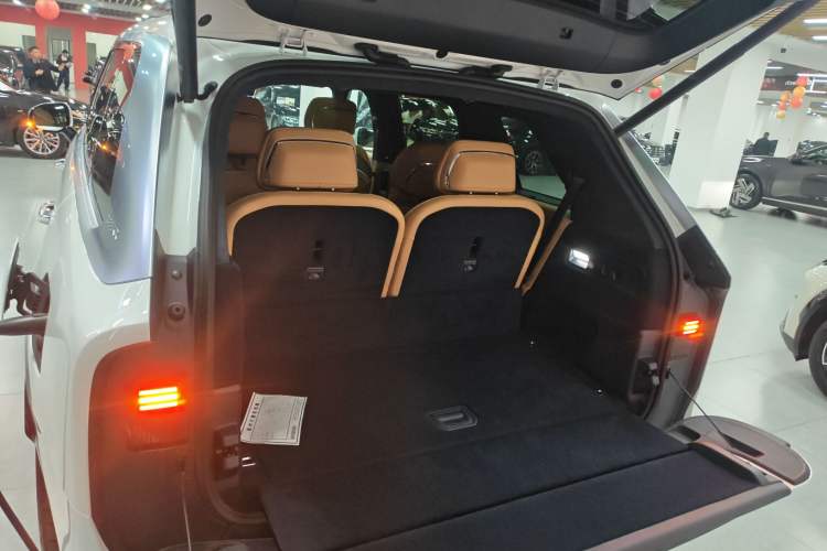 Used Zeekr 9X 2025 Hyper Edition
