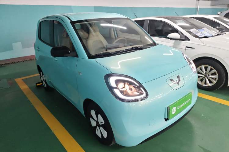 Used Wuling Hongguang MINIEV 2025 Four-Door Version Premium Edition
