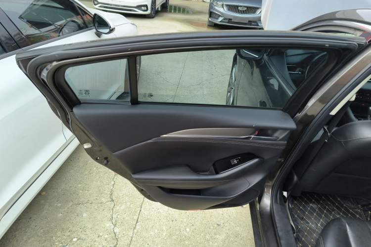 Used Mazda Atenza 2020 2.5L Skyline Sport Edition
