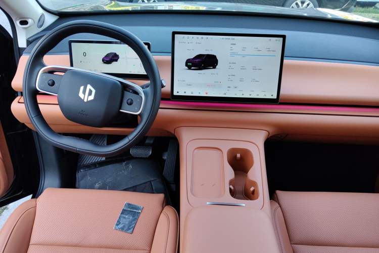 Used Leapmotor C16 2024 Range-Extended 200 LiDAR Edition
