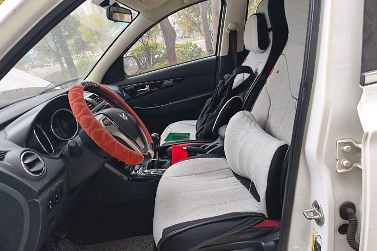 Used HYOSOW S3 2015 1.5L Luxury Model China V Standard
