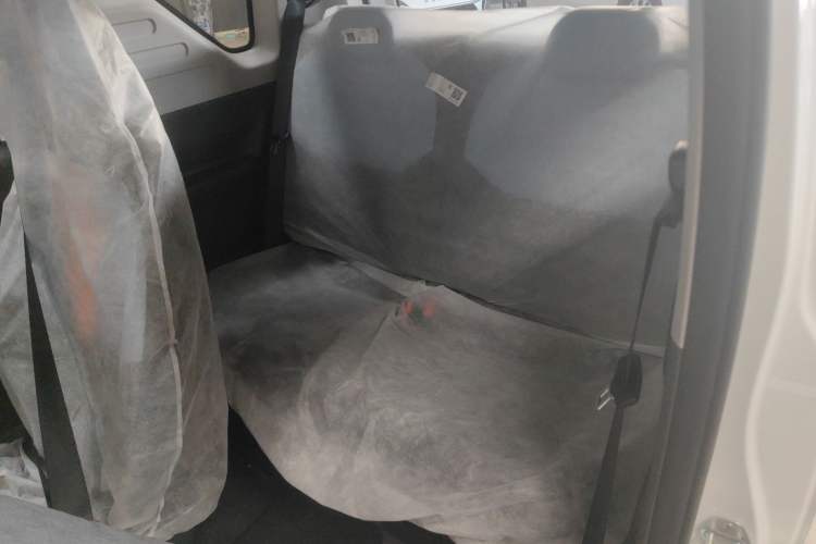 Used Geely Galaxy Panda 2024 Panda Mini 200km Endurance Bear Left Rear Seat