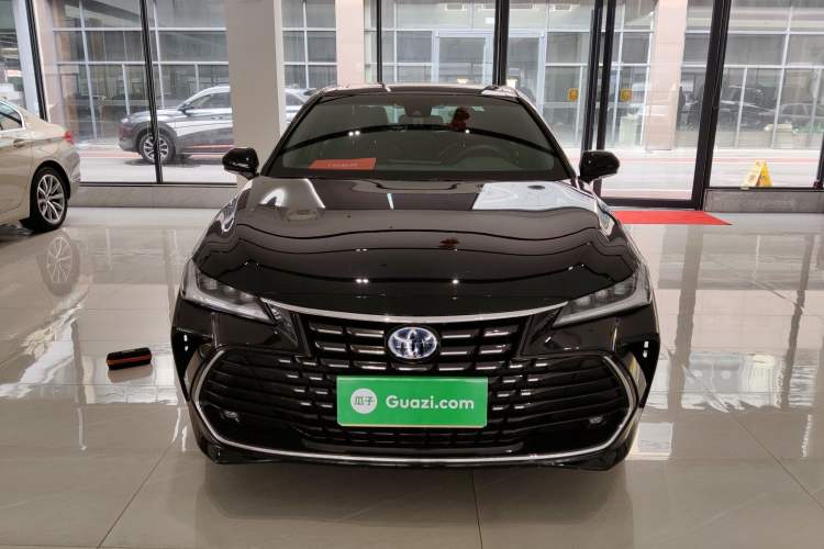 Used Toyota Avalon 2023 Dual-Engine 2.5L Luxury Edition

