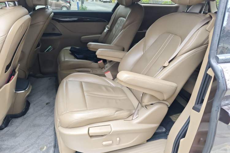 Used Buick GL8 2017 ES 28T Luxury Model China V Standard