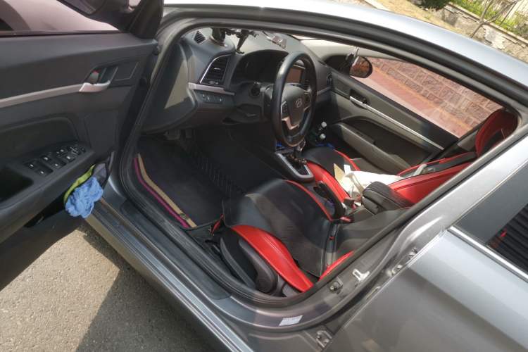 Used Hyundai Elantra (6th Generation / Lingdong) 2016 1.6L Automatic ZhiXuan – Elite Version Driver Seat