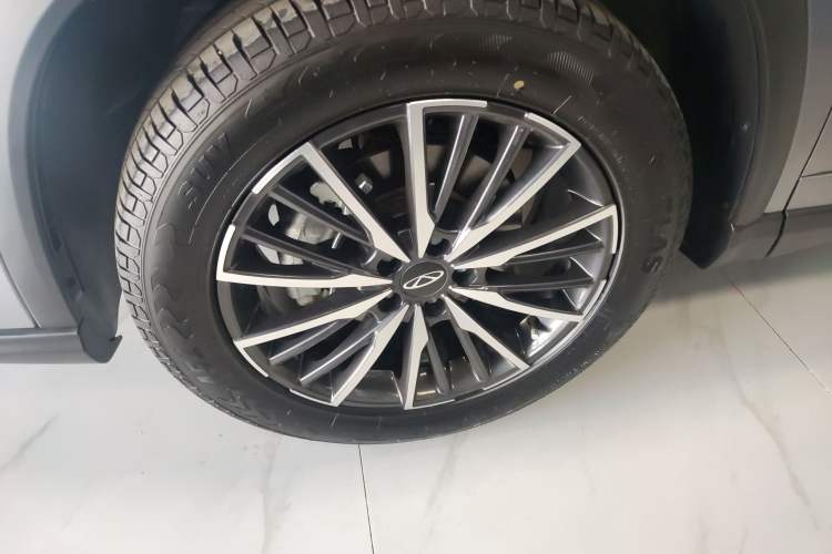 Used Chery Tiggo 8 PRO 2024 Champion Edition 290T Two-Wheel Drive Peak Version 7 Seats Exterior 3