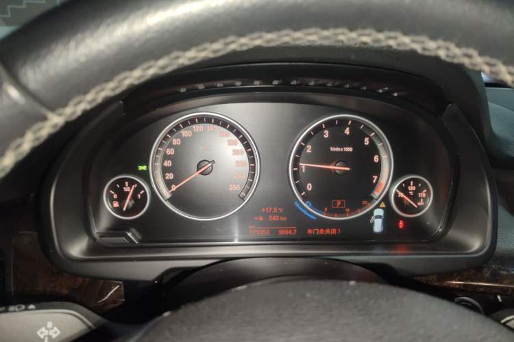 Used BMW X5 2015 xDrive28i Instrument Cluster