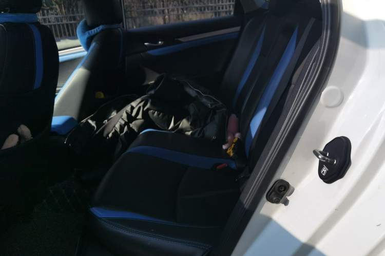 Used Honda Civic 2016 220TURBO CVT Luxury Edition
