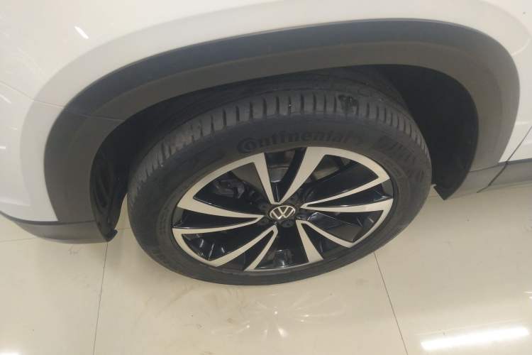 Used Volkswagen Tharu 2021 280TSI Two-Wheel-Drive Luxury Plus Edition Left Front Wheel Hub