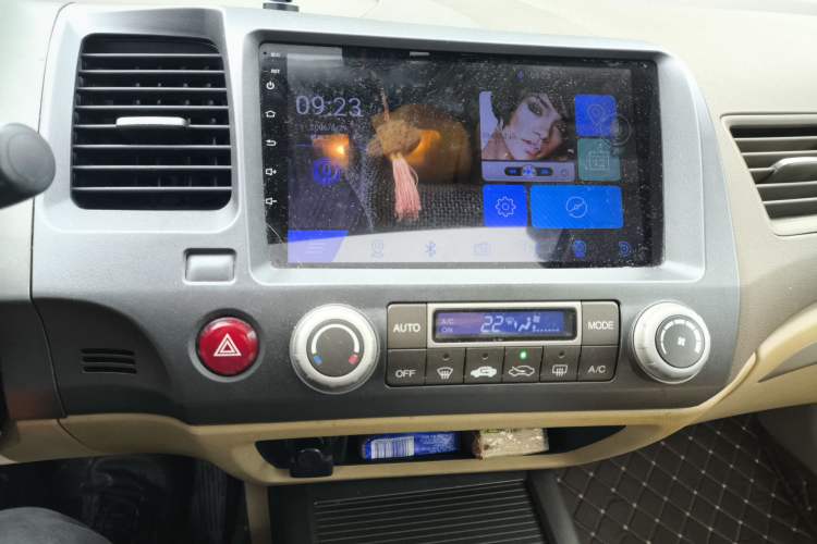 Used Honda Civic 2006 1.8L Manual Luxury Edition Audio And AC Panel